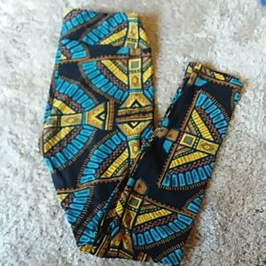 LuLaRoe OS Aztec leggings